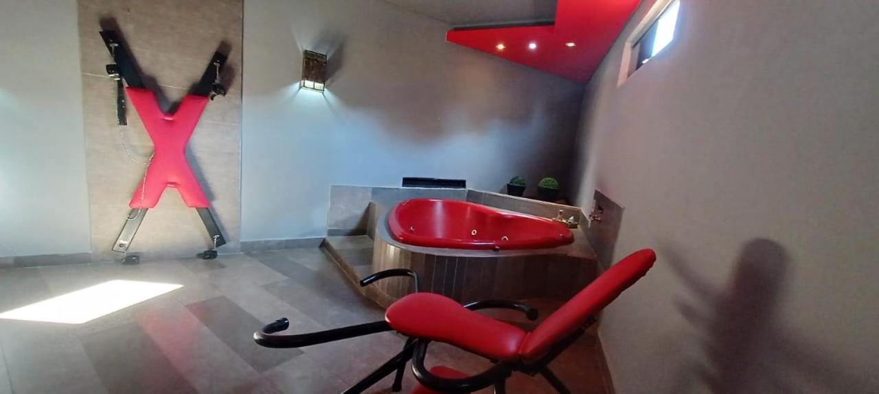 Motel Cristal Araras  Esterno foto